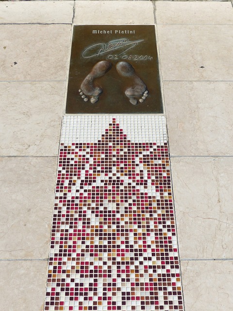 得胜利的两 得胜利的两